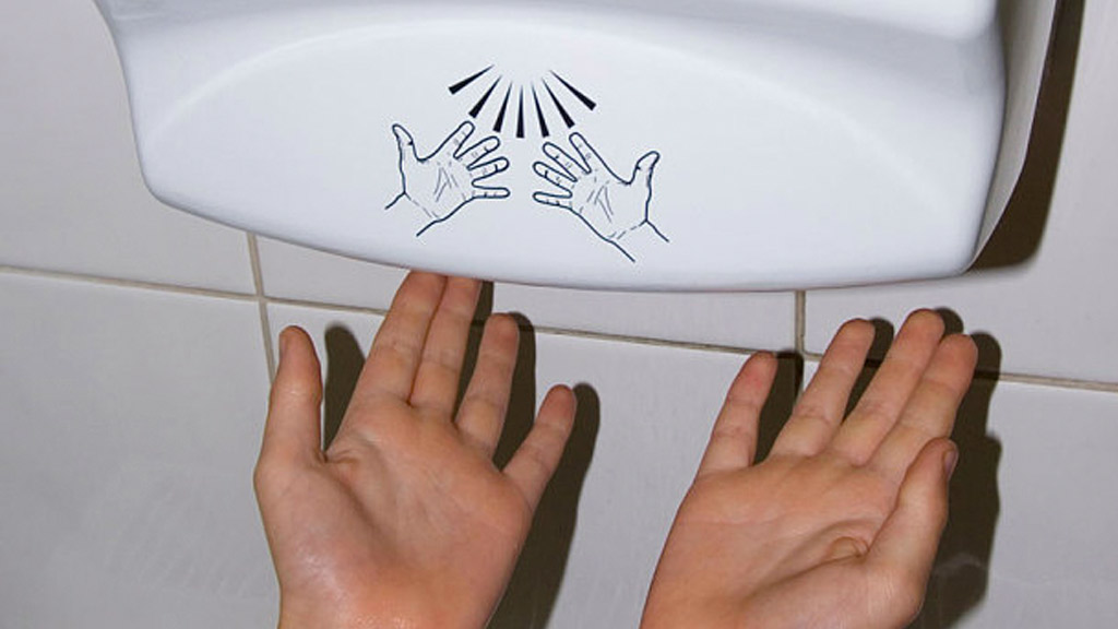 Consumo de un secador de manos eléctrico versus otras opciones