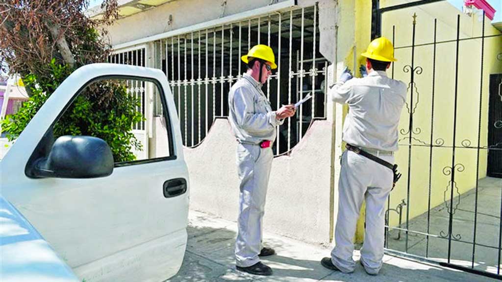 cuanto gastas de luz cfe