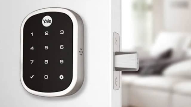 Cerradura Assure YRD256 ideal para proteger tu hogar