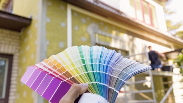 Consejos para pintar las paredes exteriores y fachadas de tu hogar