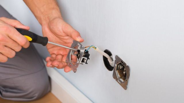 Herramientas indispensables para todo electricista1 Herramientas indispensables para todo electricista1