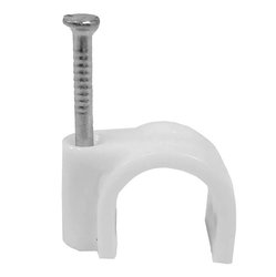 Grapa Curva Cable Coaxial Volteck 20 pz Blanca