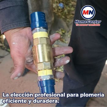 Conector CPVC Azul Rosca Exterior Bronce 13 mm Flowguard Gold