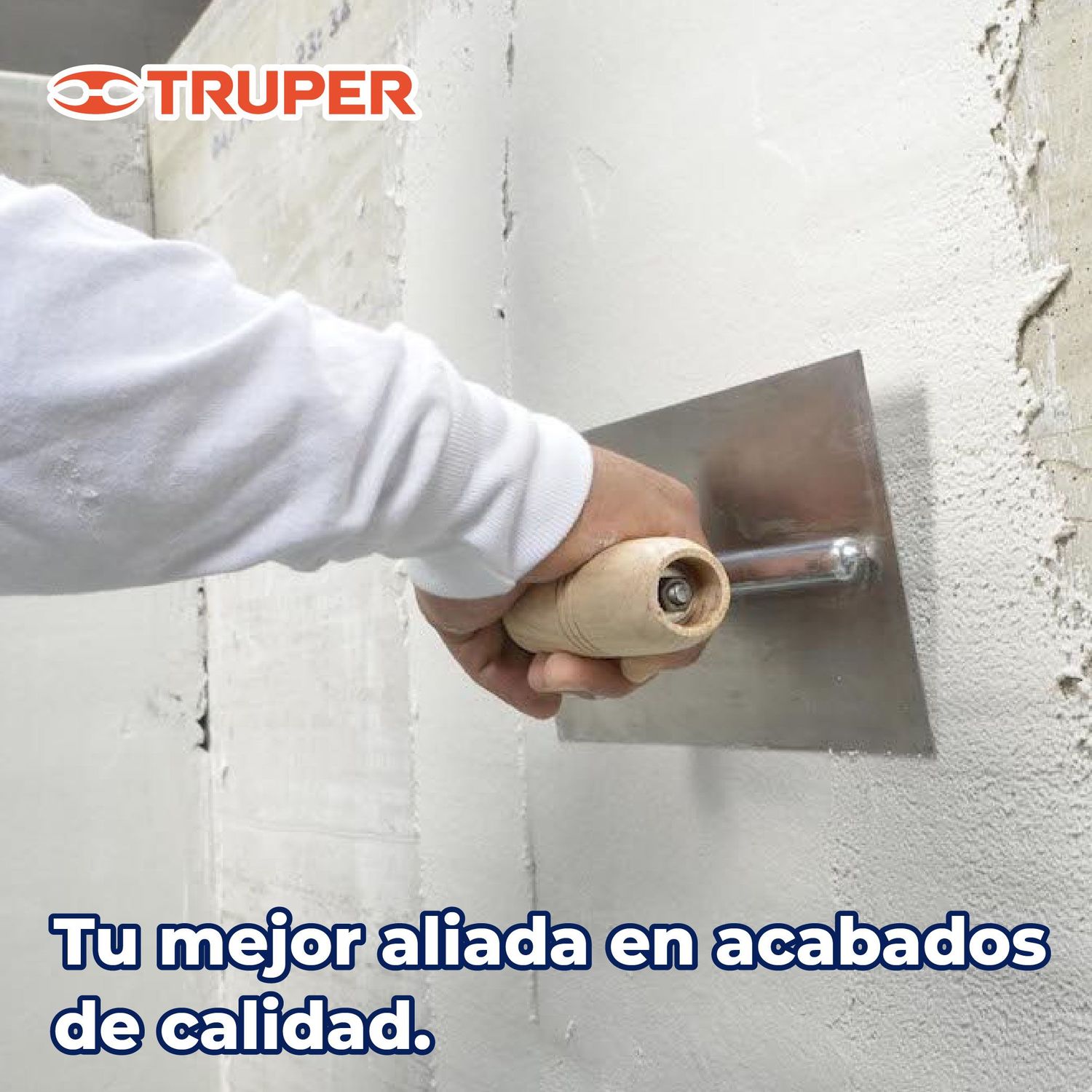 Llana 14" Canto Recto 10 remaches Mango de Madera Truper