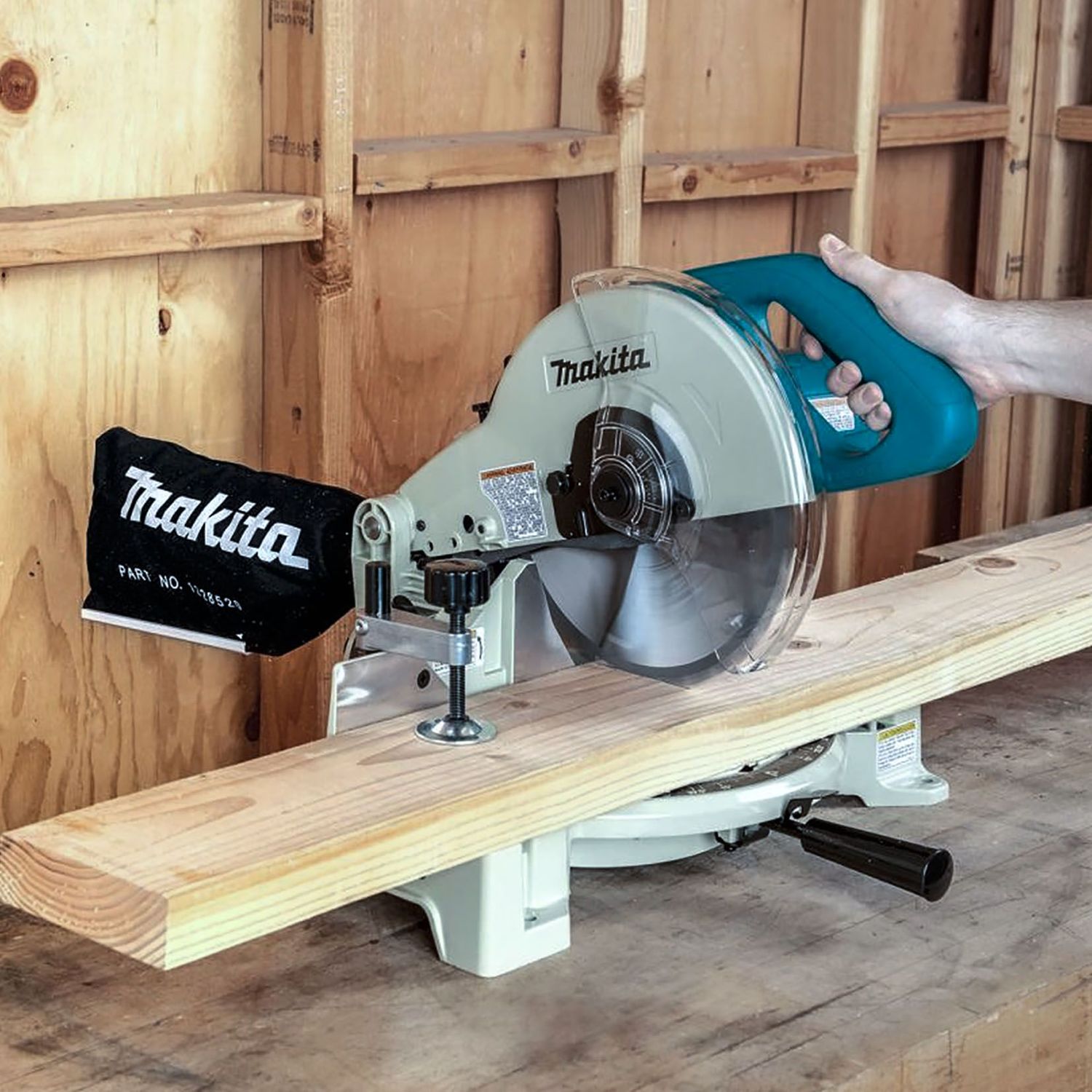 Sierra Inglete 10 Industrial 1650 W Makita